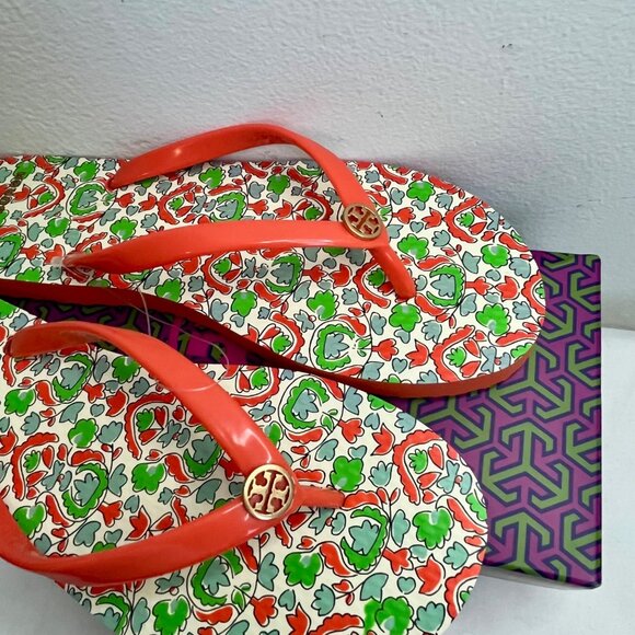 New Tory Burch Poppy Red/ Legacy Paisley Thin Flip Flops Size 8 - Picture 2 of 8